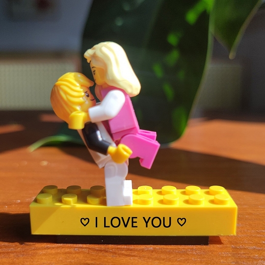 Custom Minifigures with Brick for Couple - I Love You