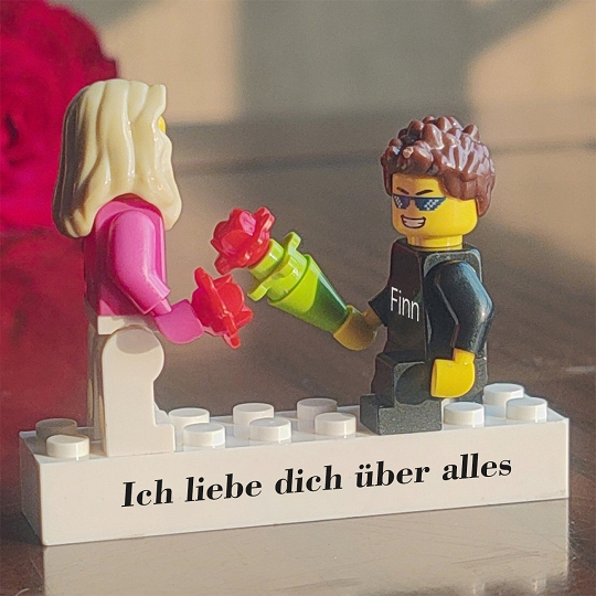 Individuelle Minifiguren mit Stein für Paare – Das perfekte Jubiläumsgeschenk