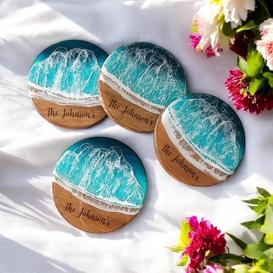Personalized Resin Ocean Coaster Set with Natural Seashells – A Unique and Elegant Wedding Gift