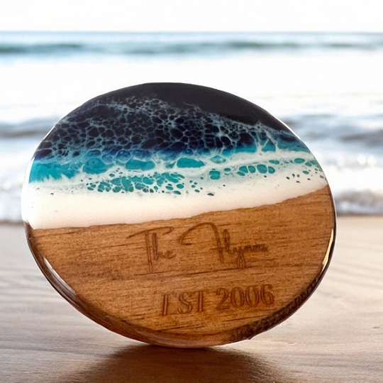 Custom Ocean Wave Resin Coasters with Natural Shells – Thoughtful Gift for Beach Weddings or Housewarmings