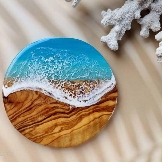 Engraved Ocean Style Resin Coasters – A Custom Set Featuring Real Seashells, Perfect for Special Occasions