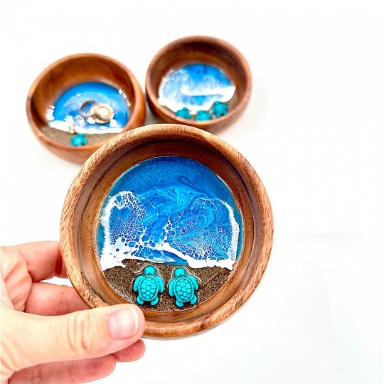 Mini Turtle Trinket Dish – Ceramic Jewelry Holder for Ocean & Nature Lovers