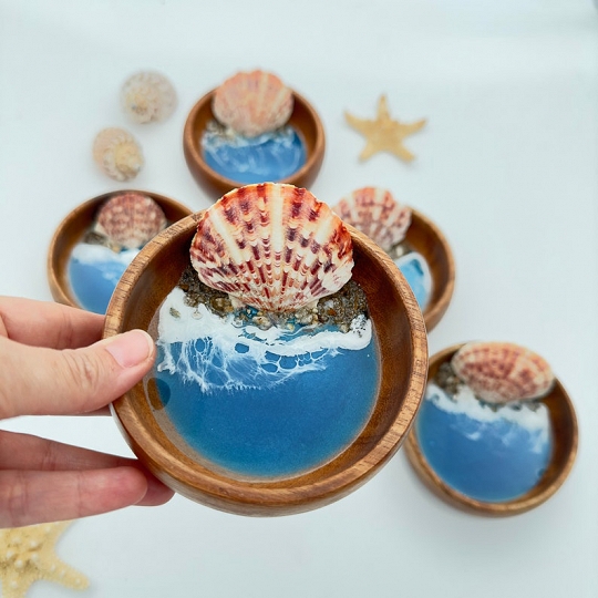 Shell Ring Dish – Handmade Beach Jewelry Holder with Natural Shell Accents