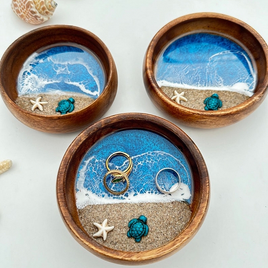 Turtle & Coral Ring Dish – Handmade Coastal Jewelry Tray with Sea Details