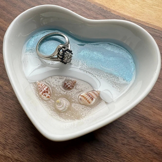 Light Blue Heart Ring Dish – Handmade Coastal Jewelry Holder & Ocean Trinket Tray