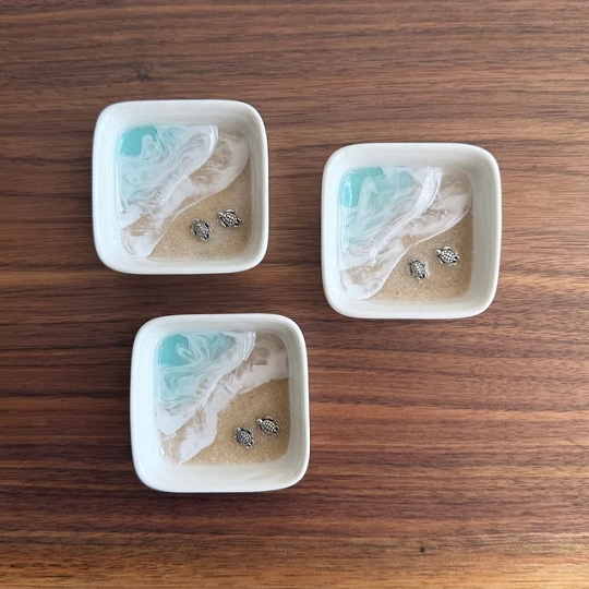 Mini Turtle Ring Dish – Personalized Coastal Jewelry Holder for Ocean-Inspired Gifts
