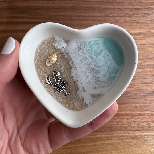 Lobster Ring Dish – Personalized Handmade Beach Jewelry Dish with Sand & Shells