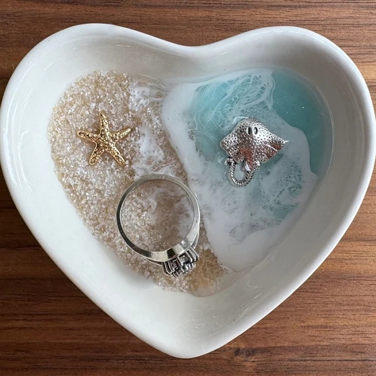 Stingray Ring Dish – Custom Coastal Jewelry Holder with Shells for Ocean Lovers