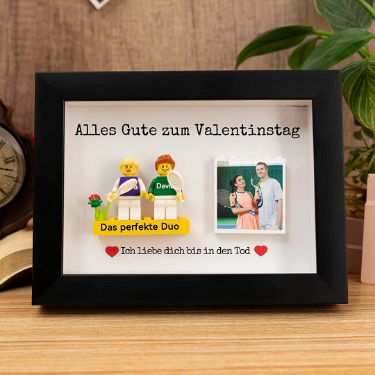 Kreative Paarfiguren im Rahmen – Ein Erinnerungsstück für besondere Momente