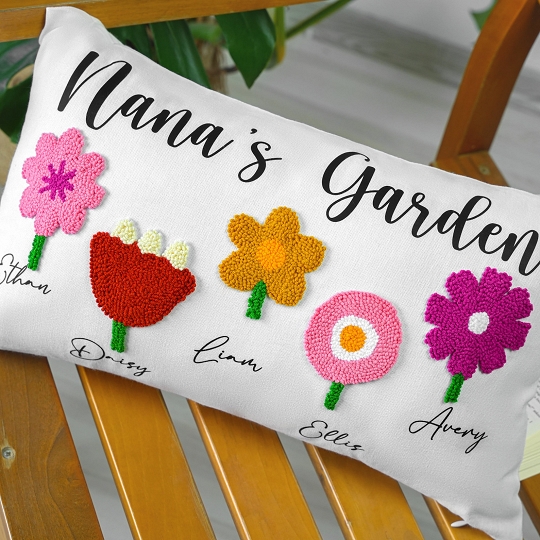 Personalisiertes Nadelkissen Nana’s Garten Birth Flower Punch – Individuelles Muttertagsgeschenk mit Gartennamen
