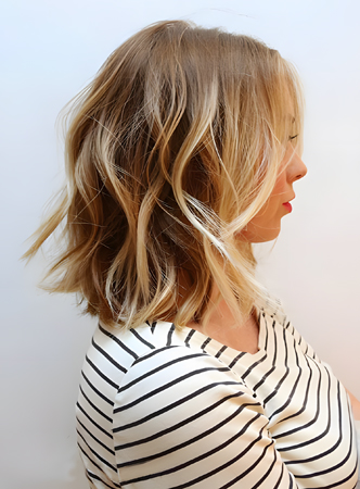 Bob Hairstyle Wavy Human Hair Medium Lace Front Wig