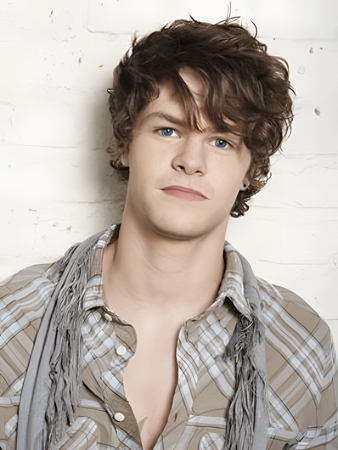 Seductive Lace Front Wavy Synthetic Wig