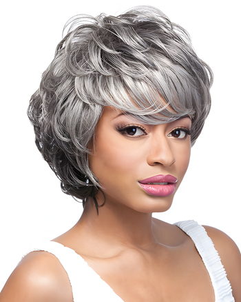 Capless Silver Gray Short Synthetic Wig for Black Women – Layered Fluffy Curls with Side Bangs