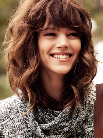 Gorgeous Remy Human Hair Wavy Capless Wig