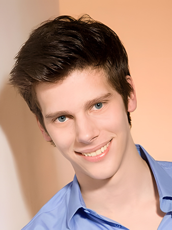 New Style Synthetic Straight Lace Front Wig