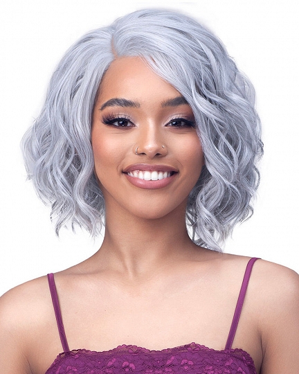 Short Silver Wavy Synthetic Wig with Side Part for African American Women – Natural Look & Heat Resistant