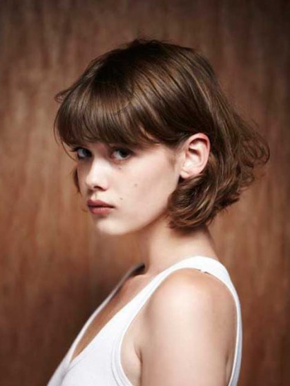 Shimmering Capless Wavy Synthetic Bob Wig