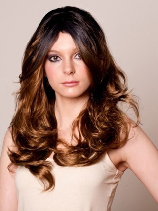 Fearne Wavy Black Fashion Celebrity Wig