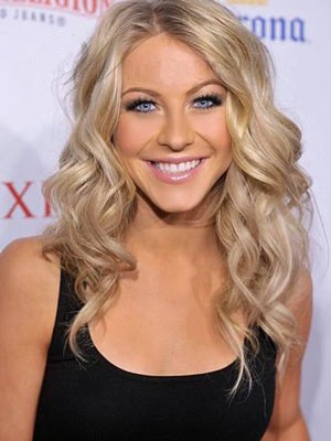 Stunning Julianne Hairstyle Synthetic Lace Front Wig