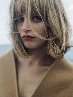 Wonderful Capless Wavy Remy Human Hair Wig