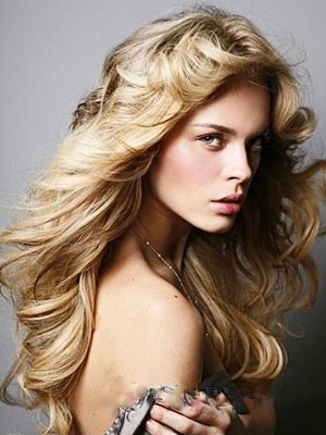 Amazing Human Hair Lace Front Wavy Wig