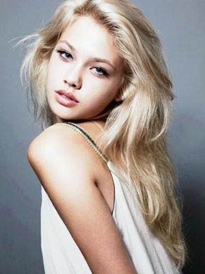 Gorgeous Remy Human Hair Straight Lace Front Wig