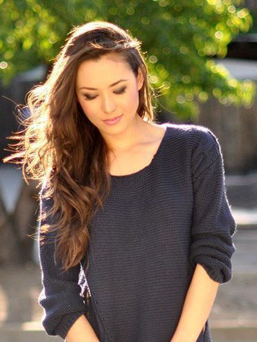 Gorgeous Lace Front Synthetic Wavy Wig