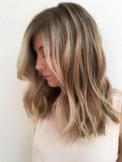 Elegant Wavy Lace Front Remy Human Hair Wig