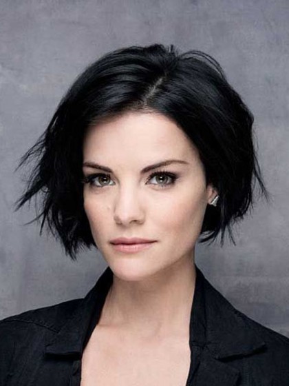 Dazzling Lace Front Straight Synthetic Wig