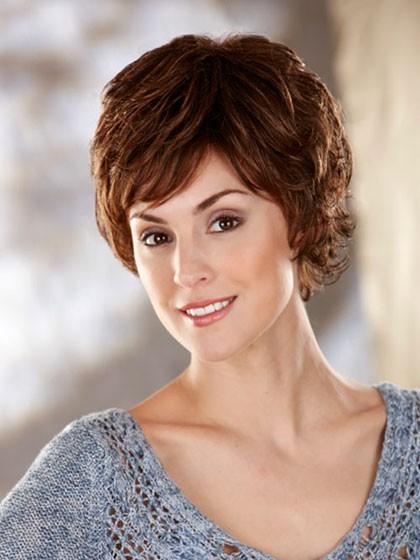 Chic Loosely Waved Layers Short Synthetic Wig