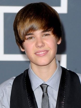 100% Handgebunden Luxuriöse Bieber Spitzefront Perücke