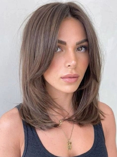 Mittellange Echthaar Lace Front Perücke für Damen – Natürlicher Braun Layered Style
